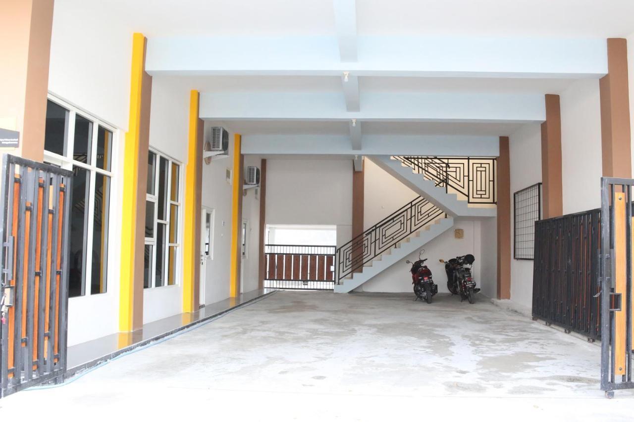 Reddoorz Syariah Near Suncity Mall 茉莉芬 外观 照片